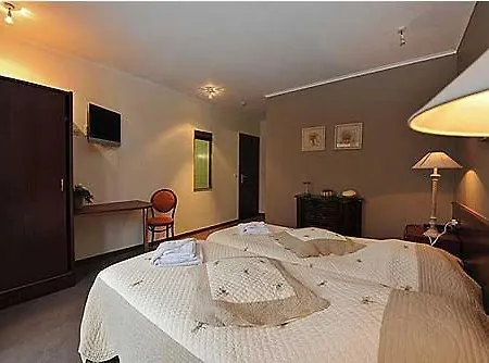 Au Vieux Hetre Hotel 3*