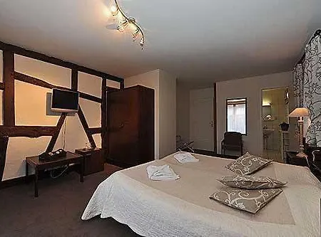 Au Vieux Hetre Hotel 3*